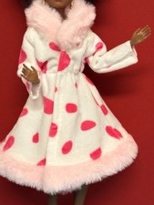 Barbie Fashion, Mantel