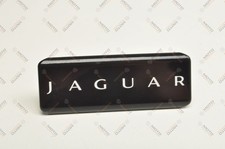 JAGUAR XJ X351 5.0 V8 385PS Emblem Logo AW93-045F44-AB