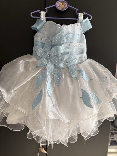 Weiß hellblaues kinderkleid - weiß-hellblaues,
