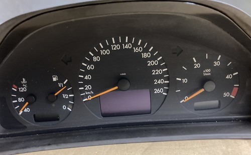 Original mercedes w208 - ⭐️,