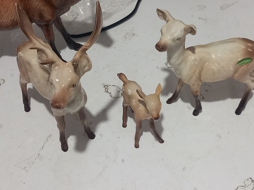Beswick hirsch - hirsch, &