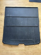 Original Volvo dreigeteilte Kofferraummatte (7-Sitzer) Farbe Charcoal 32394445