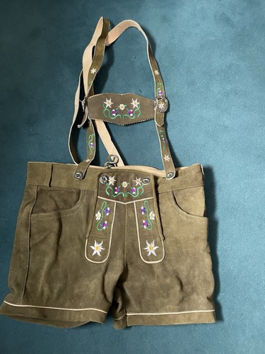 Lederhose mit bluse - lederhose, bluse!
