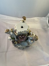 Tafelaufsatz mit drei Putten