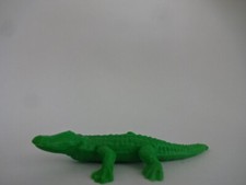 Sammel & Spielfigur " Grünes Krokodil schleicht sich an