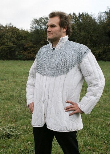 Battle merchant kettenkragen - battle-merchant,