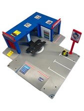 Siku Spielzeug Tankstelle Parkgarage Werkstatt Auto Service Station Mehrfarbig