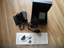 Blutdruck-Messgerät,von HESTIA PHARMA GMBH,Visomat E, Bed.anleitung,neuwertig