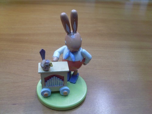 Alte osterfigur hase - osterfigur, mit