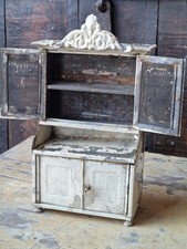 antik Metall Puppenschrank