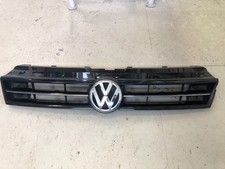 Kühlergrill VW Polo 6R schwarz lackiert mit Chromleiste