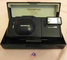 OLYMPUS XA -ANALOGE KOMPAKTKAMERA; ELECTRONIC BLITZ A16 (690)