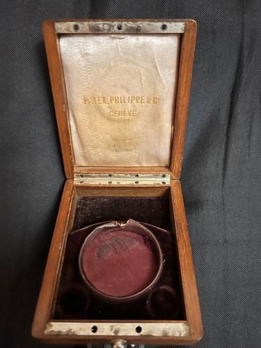 Patek philippe mahagoni box - patek,