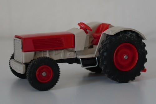 Siku traktor hanomag robust - hanomag,