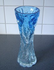 Vintage Ingrid Glas Vase blauer Farbverlauf 23cm 60er-70er Borkenglas Blaustufen