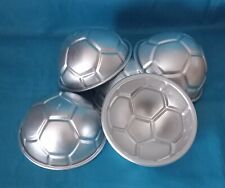 2 Kuchen- Motivbackform Restposten Fußball Halbkugeln,ca. 145ml-Ø 8,5cm innen
