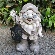Gartenfigur Gartenzwerg mit Brille und Laterne 37 cm