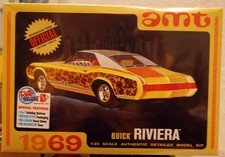 AMT 1486 1969 Buick Riviera