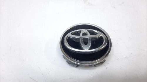 Radkappe toyota yaris - toyota, hybrid