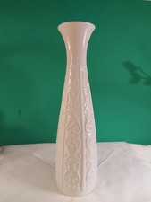 weiße Vase m Strukturmuster, Höhe 26cm Stand 7cm, Royal KPM, Germany, Handarbeit
