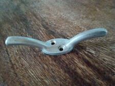 Flaggleinenklampe Aluminium 100 mm Klampe Flaggenklampe Belegklampe Bootsklampe