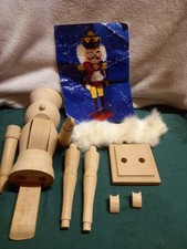 Nussknacker zum bemalen aus