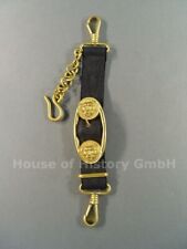 142056: Einzelnes kurzes Gehängeteil zum Kriegsmarine Offiziersdolch, vergoldet