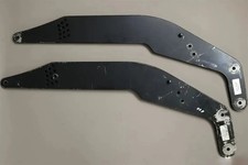 Audi R8 LMS Heckflügel-Stützhalter, Jahr 2012 42A827723M