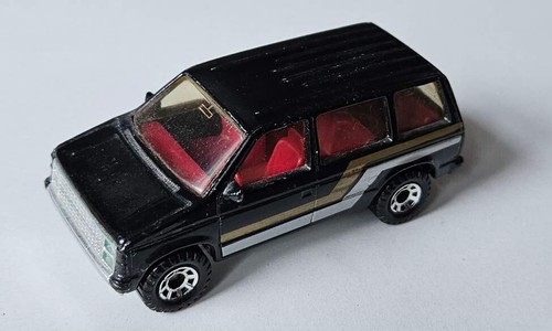Matchbox dodge caravan - dodge,