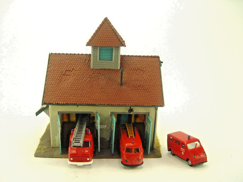 Feuerwehrhaus 3 fahrzeugen - feuerwehrhaus,