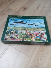 Falcon de Luxe 1000 Teile Puzzle (Amazing Airshow - Marrello Corti)