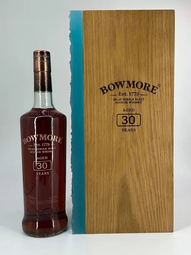 Bowmore years single malt - bowmore,