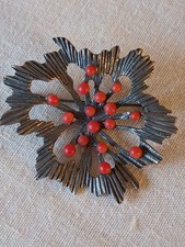 Koralle und Silber  Antike