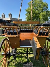 HISTORISCHE LEICHTE KUTSCHE