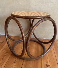 Thonet Bentwood und Rohrgeflecht Hocker,  Vintage, stabil, Rohrgeflecht intakt!