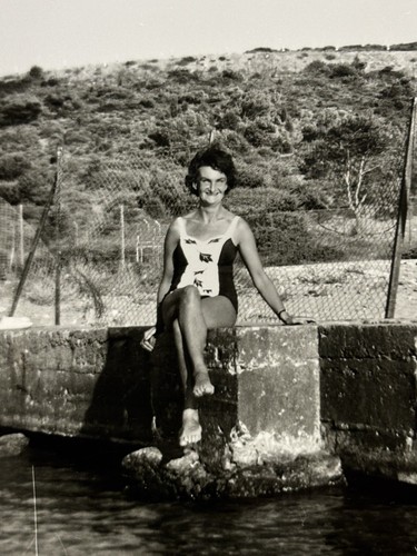 Foto frau badeanzug mode - 👩,