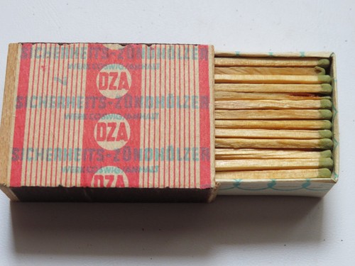 Streichholzschachtel - ,