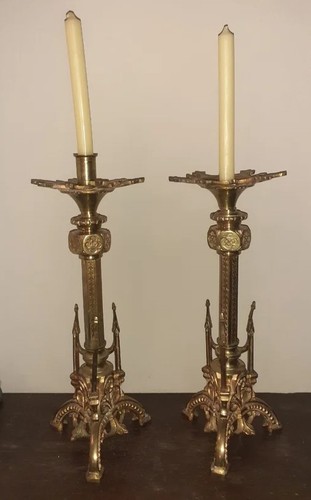 Paar neogotische altarleuchter - paar,