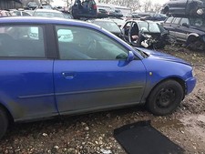 Audi A3 Außenspiegel rechts elektrisch in Blau LY5M 3 Türig 1999 Baujahr 