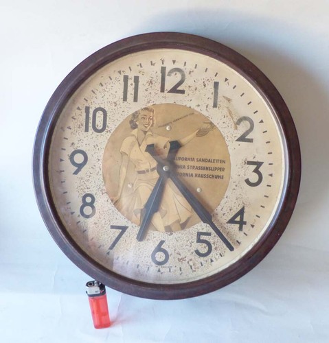 Alte runde reklame wanduhr - runde,