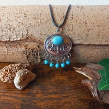 Halskette mit Anhänger