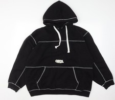 Schwarzer Pullover Hoodie