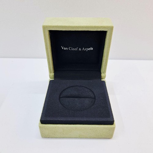Van cleef arpels - &,