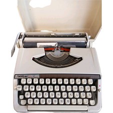 Schreibmaschine Brother Deluxe