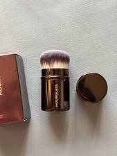 Beauty Tools HOURGLASS