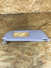 341018 Sonnenblende rechts