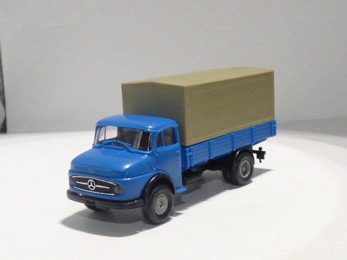 Brekina mercedes la - 1:87, l/la