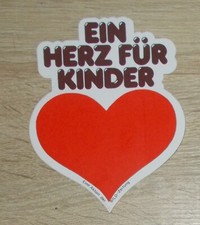 Alter Aufkleber | Sticker Ein Herz für Kinder