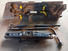 Bordwerkzeug Ford Transit Wagenheber Radwechsel