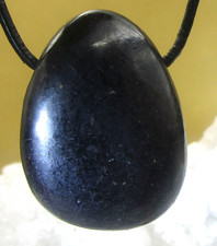 SCHUNGIT   Edelstein